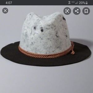 NWT Abercrombie & Fitch two tone felt hat